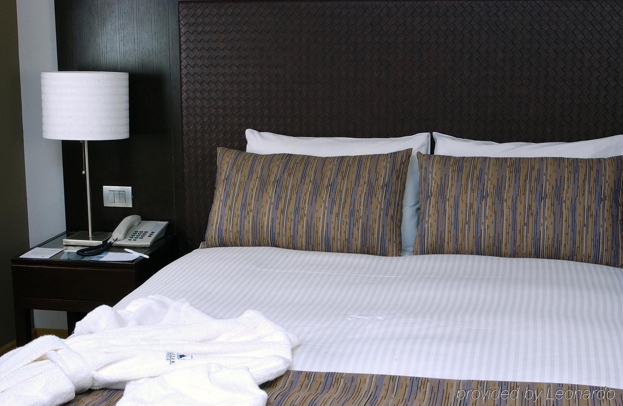 Exe Suites Reforma Mexico City Room photo